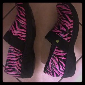 Dansko Pink Leopard